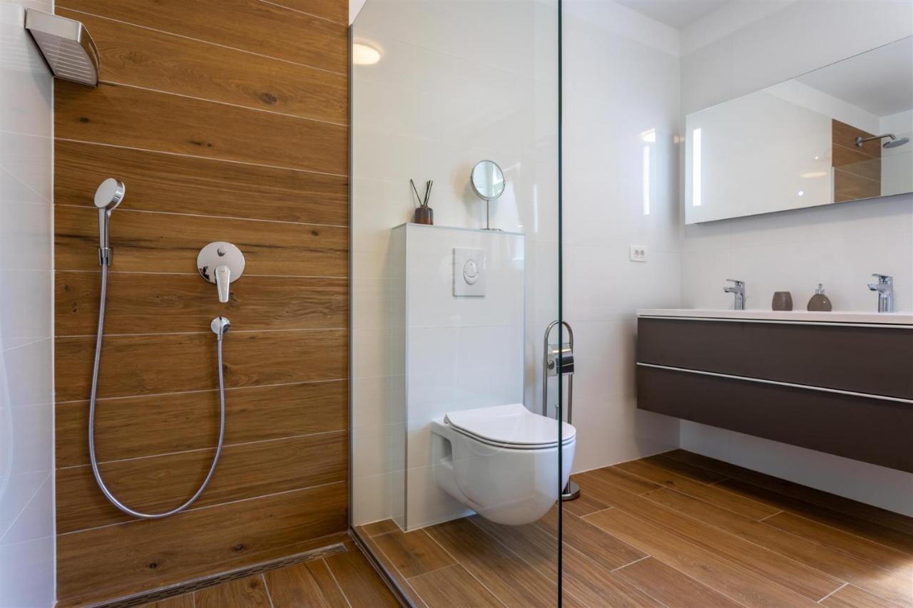 Dobrinj Villa Manhattan מראה חיצוני תמונה